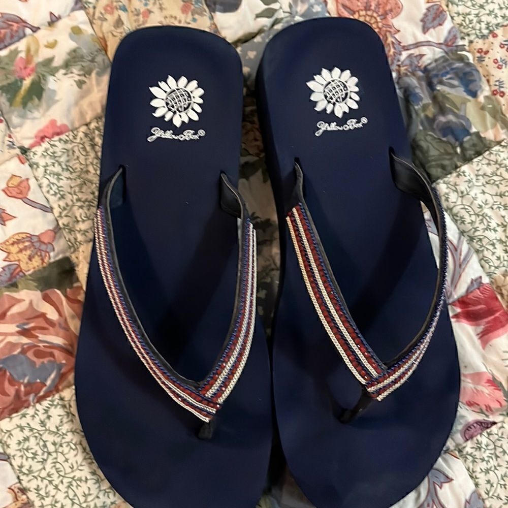 Yellow box sandals